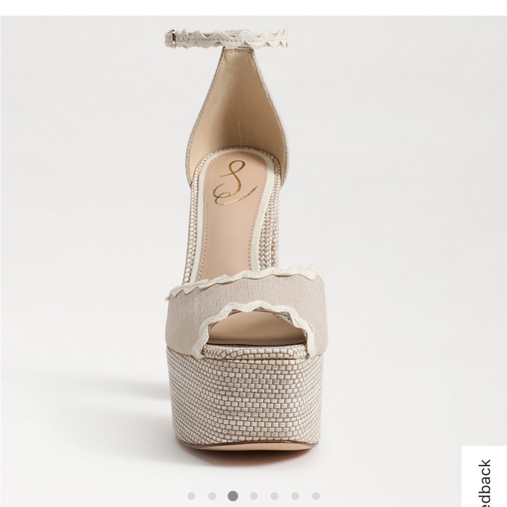 The Kori ankle plattaform shoes